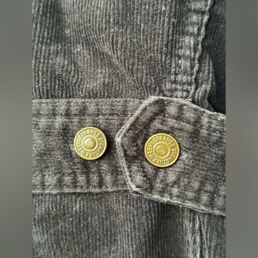 Levi’s Signature Denim Jacket - Picture 6 of 6